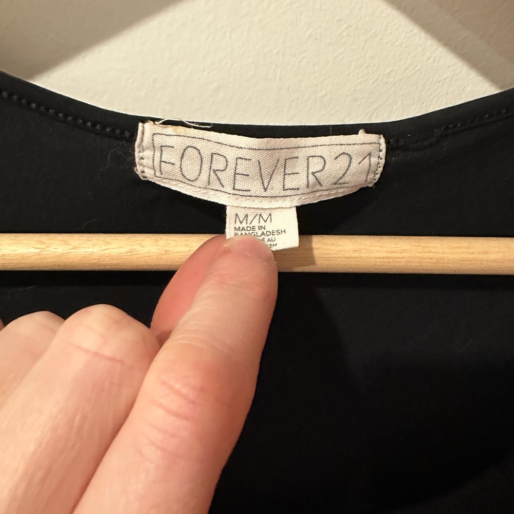 Forever 21 Black Ruched Sleeve Blouse - Picture 7 of 7